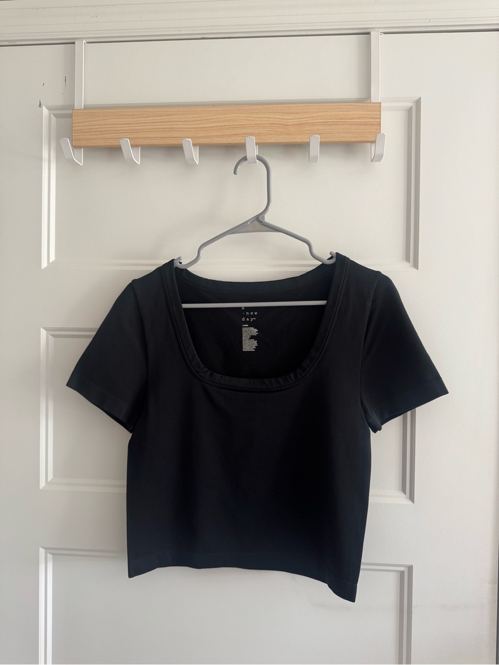 a new day Black Scoop Neck Cropped Tee